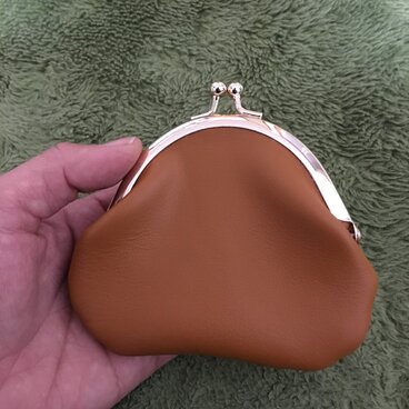 本革がま口小銭入れ