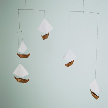 帆船のモビール