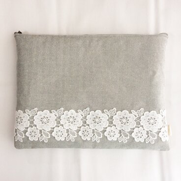 ＊受注制作＊ パソコンケース  ライトグレーリネン＆花柄レース
