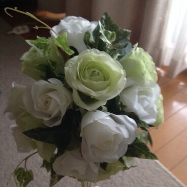 ウエディングブーケ ♡ 清楚な白グリーン