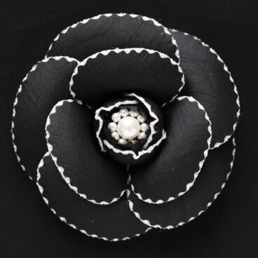 カメリアコサージュ＜オフブラック×アイボリー＞CY041-C8SP