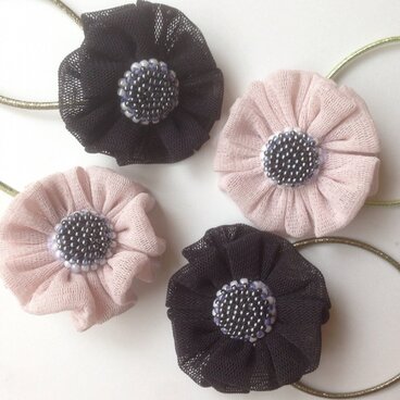 ビーズ刺繍アネモネのヘアゴム