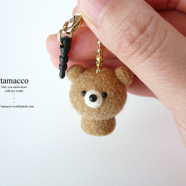 今日も一緒♪明日も一緒♪～無表情くまさんの羊毛イヤホンジャックアクセサリー（全身ver.）～