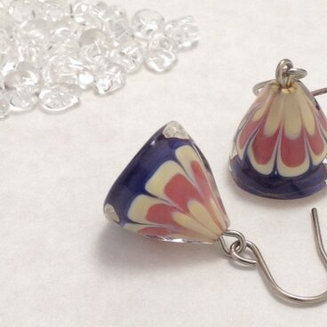 GLASS ＊ mt.Fuji (富士山) ピアス (紺×ウォームピンク)【受注制作】