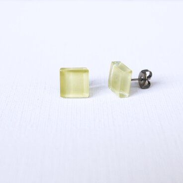 【新色】一粒ピアス&イヤリング tino 'SS'［イエロー］