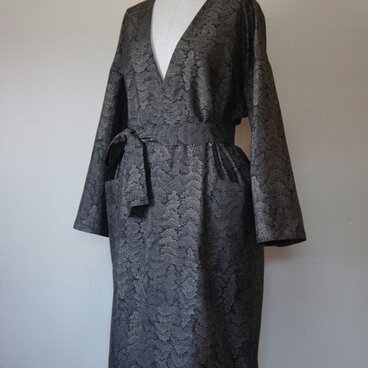 SALE／ノーカラーノーボタンシンプルコート／大島紬リメイク