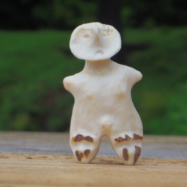 【角偶】I／鹿角から削り出した人形（ひとがた）／お守り