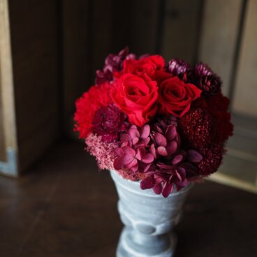 プリザーブドフラワーのアレンジ　レッド