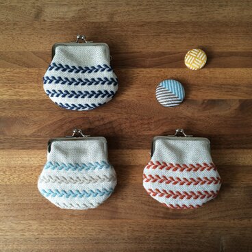 ウール毛糸のこぎん刺しがま口（杉葉）