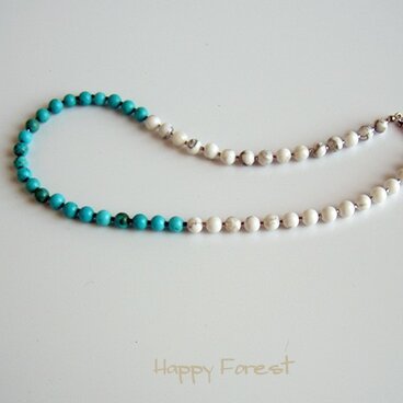 天然石ターコイズとハウライトのネックレス