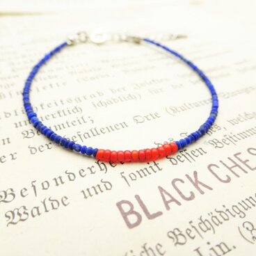 ホワイトハーツとラピスラズリのブレスレット　BR162