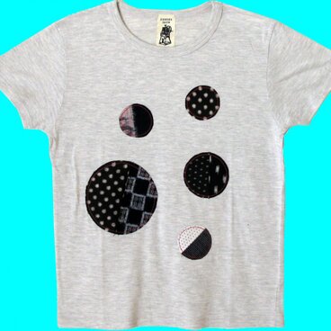 パッチワークの雨のしずくTシャツ