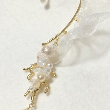 珊瑚の花嫁のイヤーフック