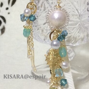 人魚の涙のピアス／イヤリング