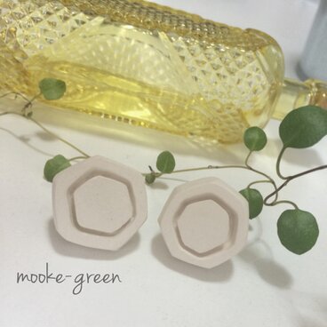 六角形としろ。