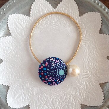 くるみぼたんとコットンパールのヘアゴム