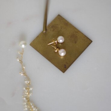 淡水パールの一粒&ロングピアス【ecume series -blanc-】