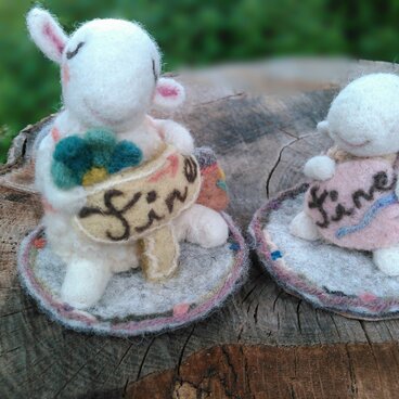 【受注製作】しあわせひつじ　羊毛フェルト置物