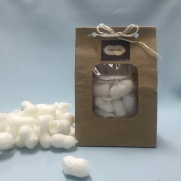 繭玉　幻の絹「小石丸」純国産 20個入り