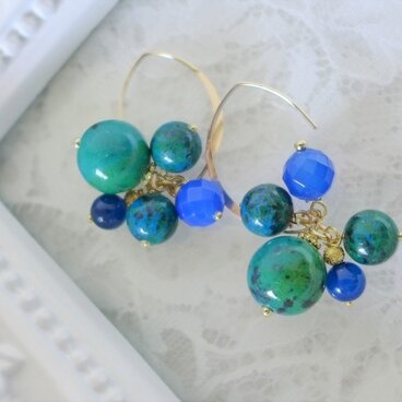 ラグーン　ボンボンピアス