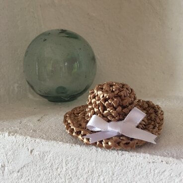 ブローチ＊麦わら帽子風ブローチ 白＊