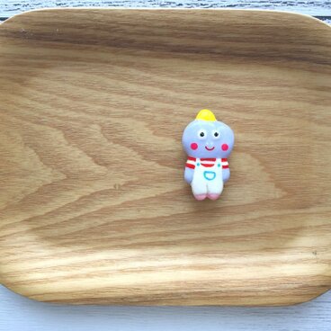 「まめ吉」ブローチ(むらさき)