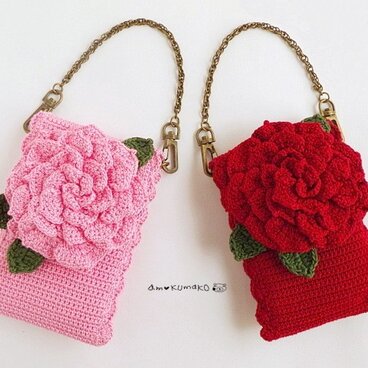 薔薇のチェーン付きケース