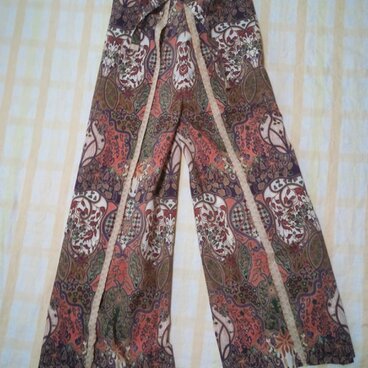 Ｋ様オーダー分　バリ更紗のラップパンツ