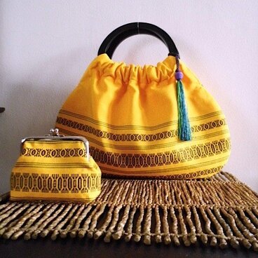 桐生半幅帯・グラニーバッグ・シルクタッセル・ポーチ付