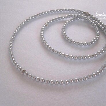 【送料無料】グレーベビーパールロングネックレス（シルバー）