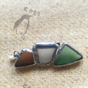 シーグラスとシエルのステンドグラス風ブローチ