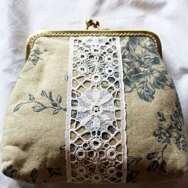 ローズプリントのがまぐちバッグ