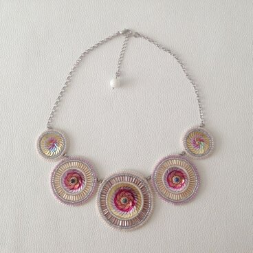 【ビーズ刺繍】サークルサークルネックレス　撫子の