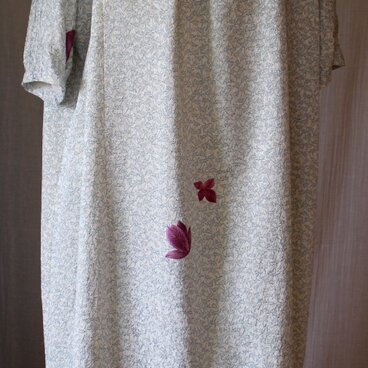 ★送料無料★ 紫小花の着物リメイクワンピース