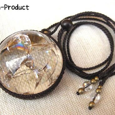 ブラジル産　レインボークォーツ　マクラメペンダント