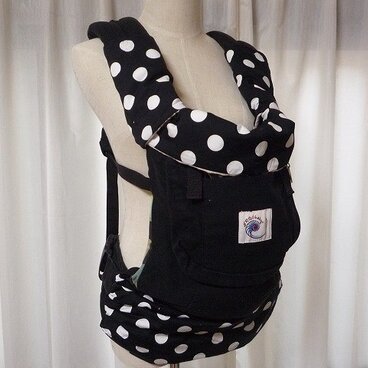 エルゴ、他。ふわとろ最高の肌触りよだれパッド収納カバーセット