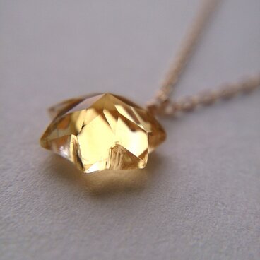 星の願いネックレス*シトリンスター