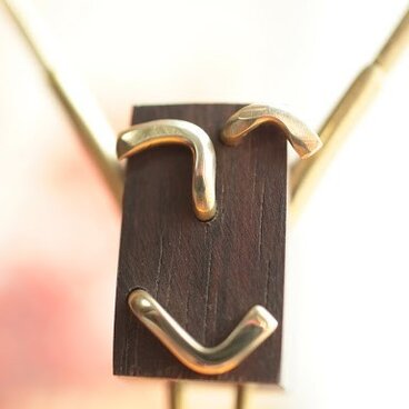 0034「黒檀＋真鍮」ひとこと mokujii