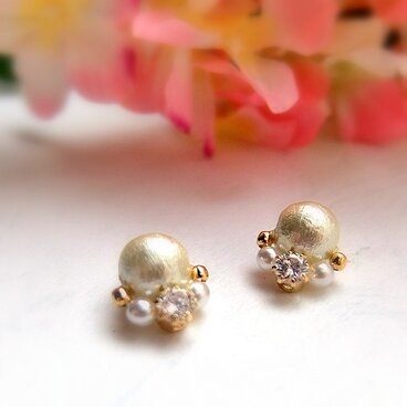 [8ミリ]ミントグリーン/きらめきフェミニンパールイヤリング