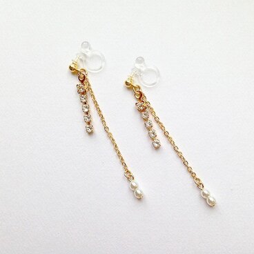 クリスタル/キラキラスワロとパールのイヤリング