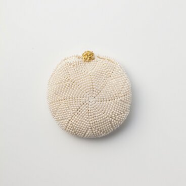 収納できるネットバッグ　シルクレース糸ビーズ編み込み　パール