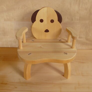 子供椅子　いぬ