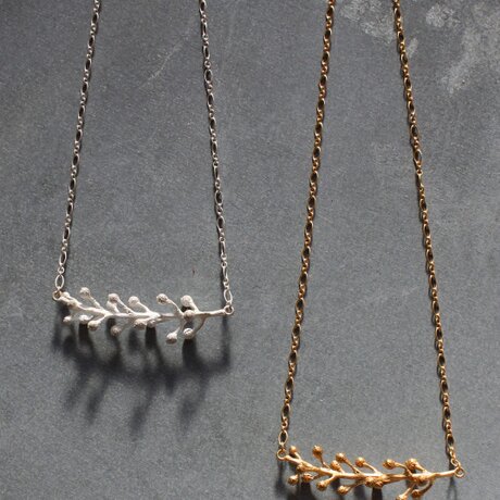 small nuts necklace　silver925の画像
