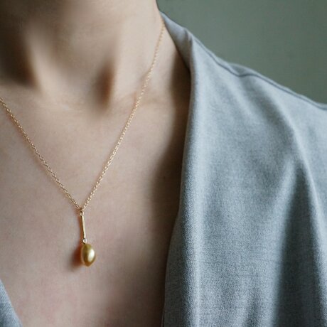 South Sea Pearl Necklace/Golden/Bar/Diamond