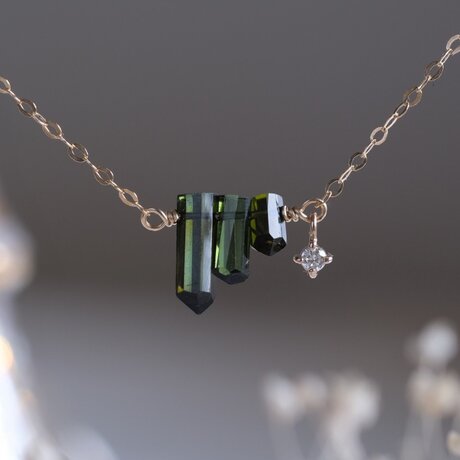 Diamond × Green Tourmaline necklace：ダイヤモンド×トルマリン　K10YG/14kgfの画像