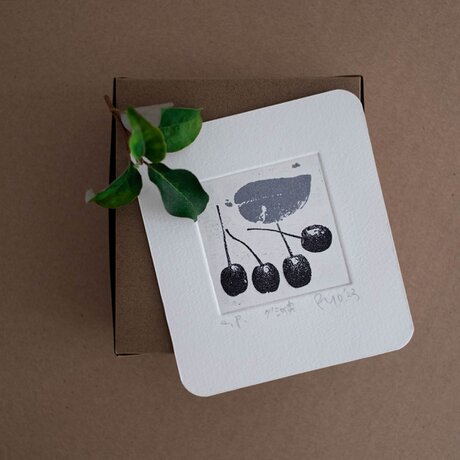 版画ゆうびん no.19 “グミの実”(銅版画)