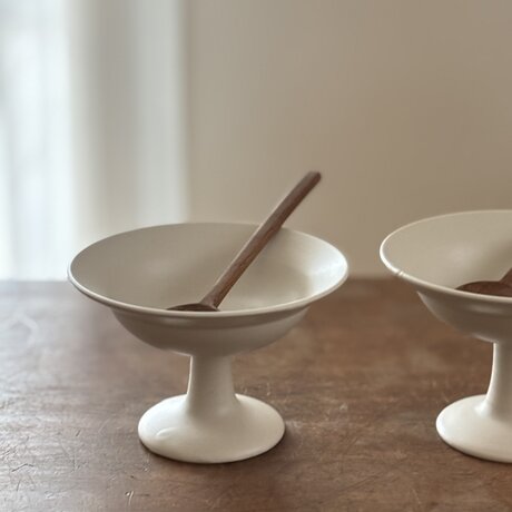 デザートカップ白