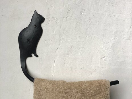 ネコの横顔タオルハンガーの画像