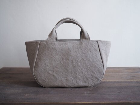 ＊受注制作＊【MILITARY TWILL】蓋付き丸トートM （タンベージュ）の画像