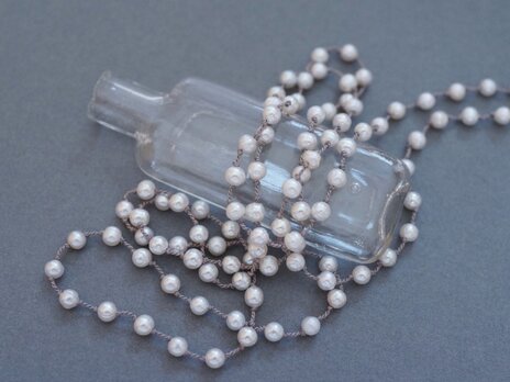 long necklace silk 淡水パール グレー